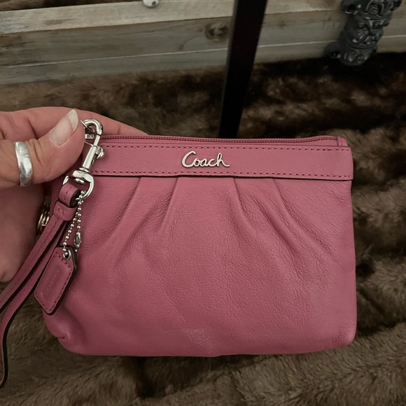 Coach Wristlet - Picture 4 of 7